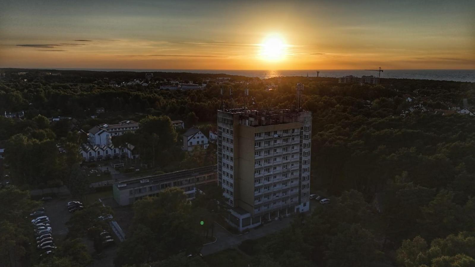 Krysztalowa Przystan Mrzeżyno Exteriér fotografie
